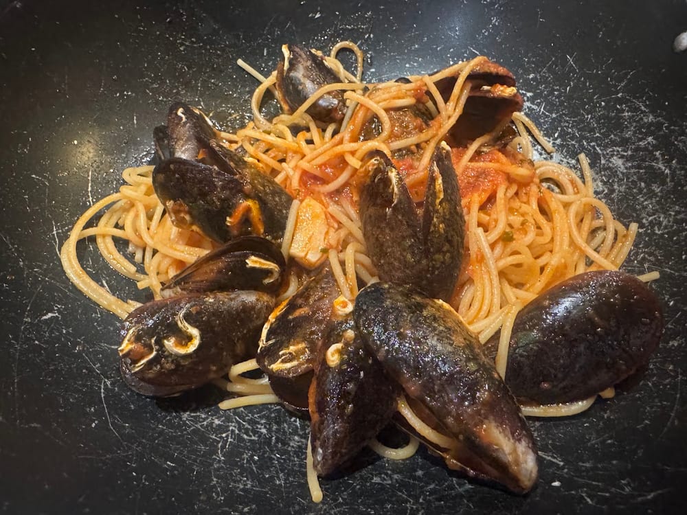 Spaghetti allo scoglio e pesce