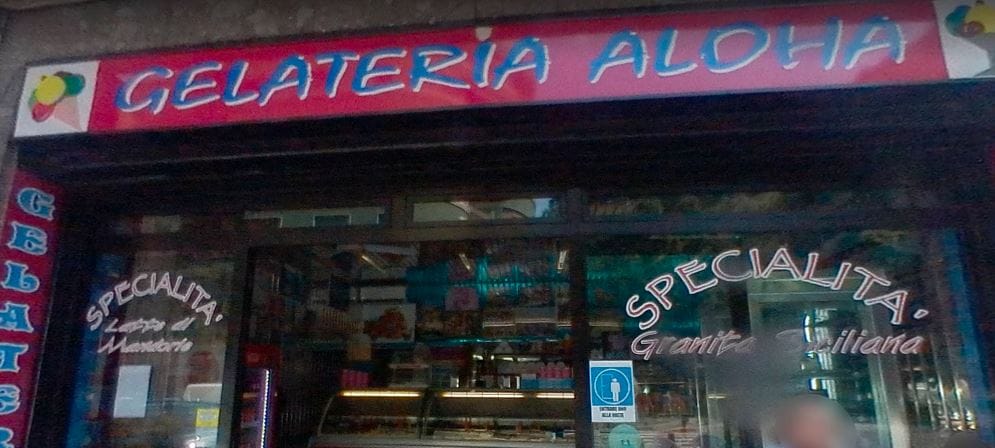 L'insegna Gelateria Aloha