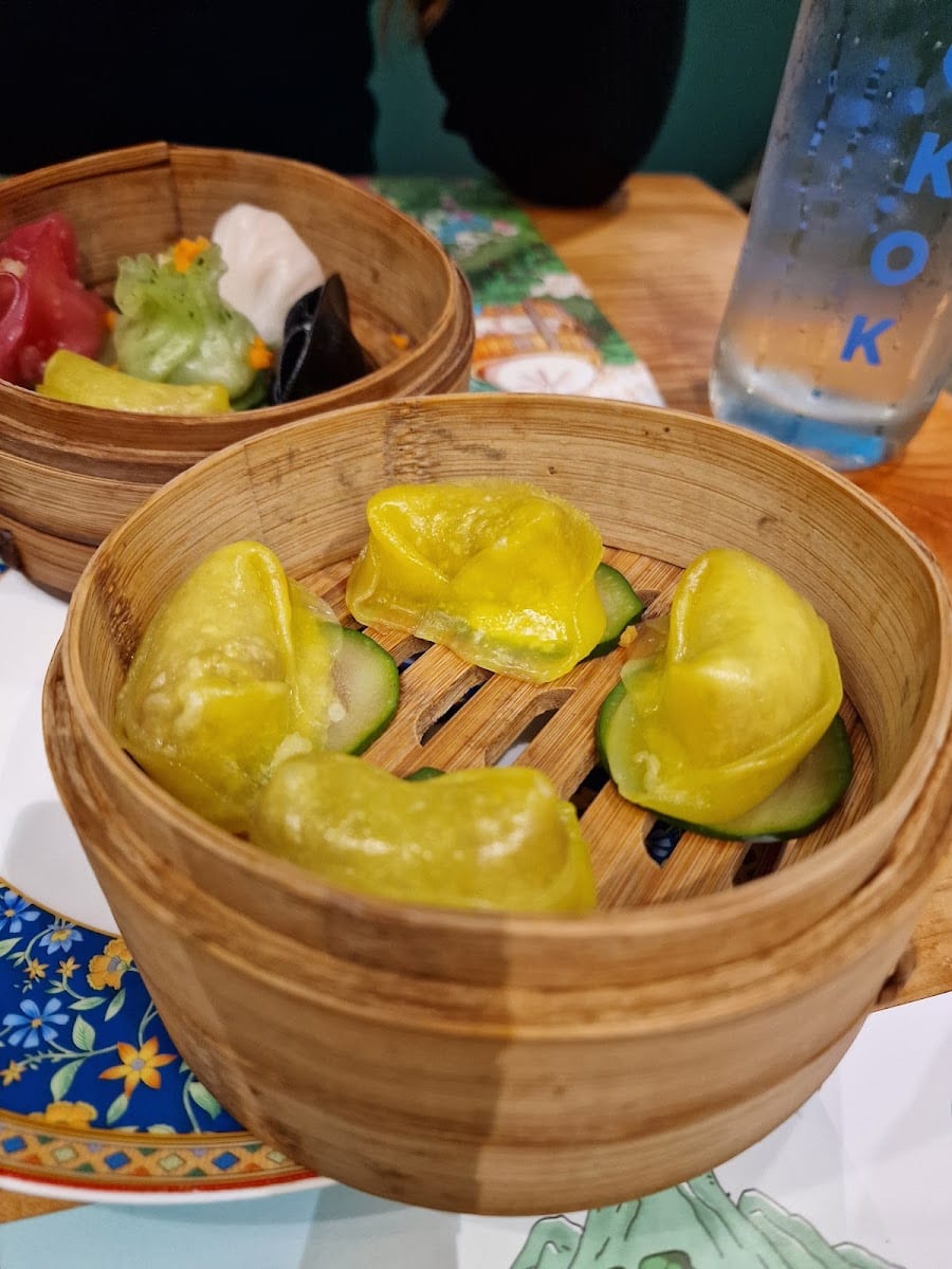 Ravioli gialli al vapore