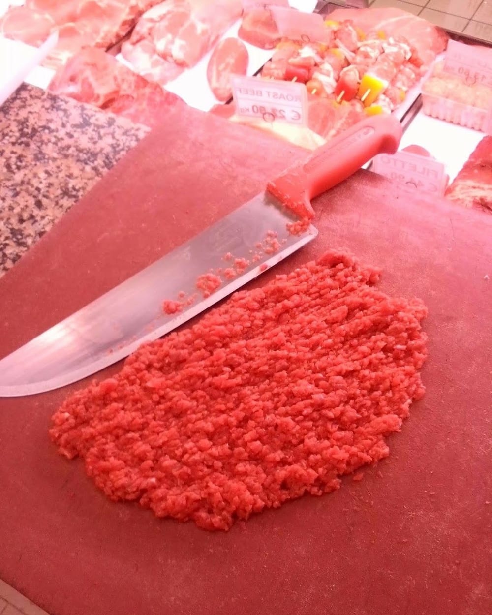 La lavorazione della carne al banco Dibenedetto