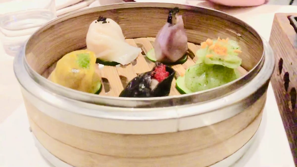 Dim sum colorati e bubble tea