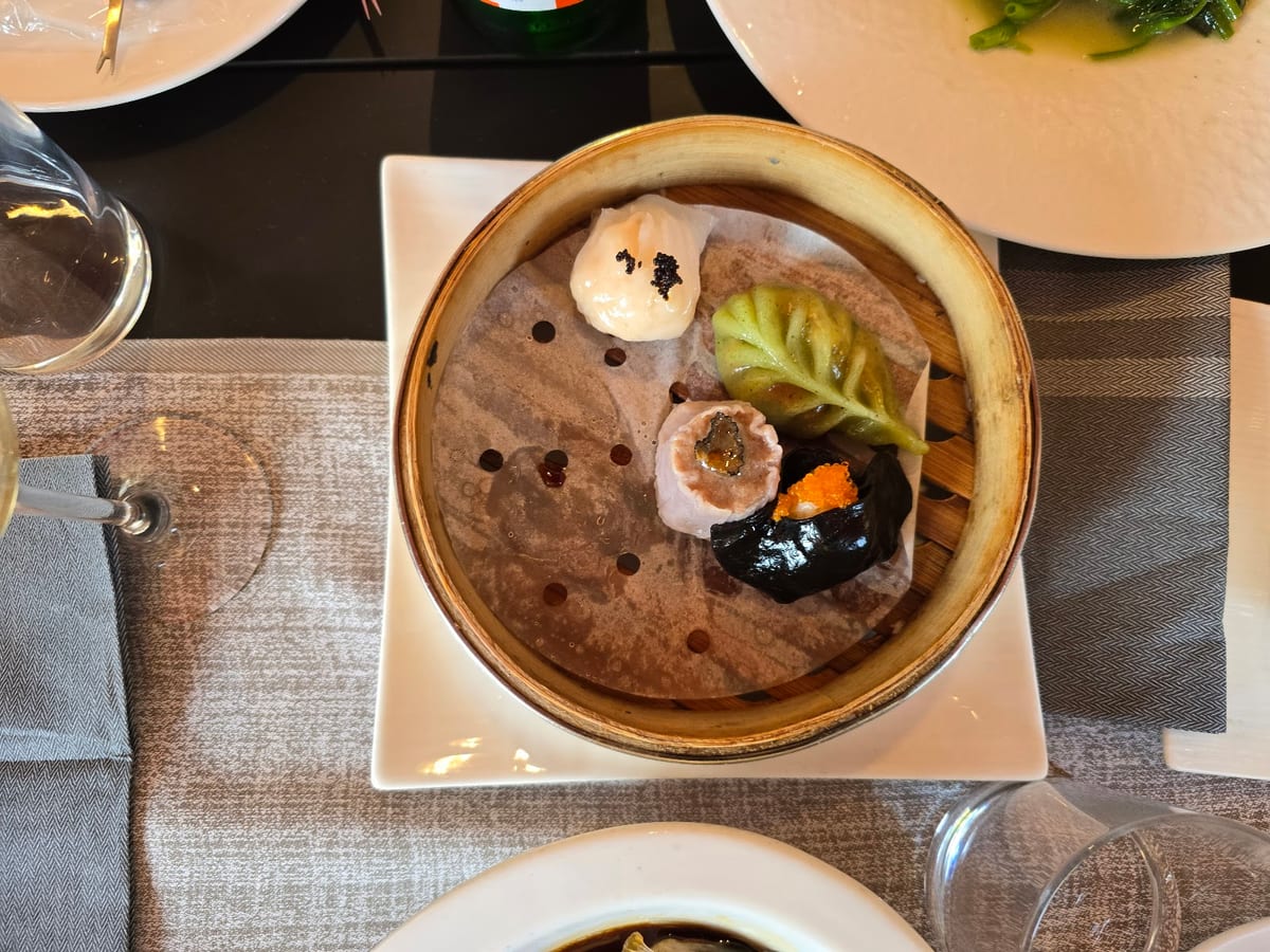 Un dim sum nero