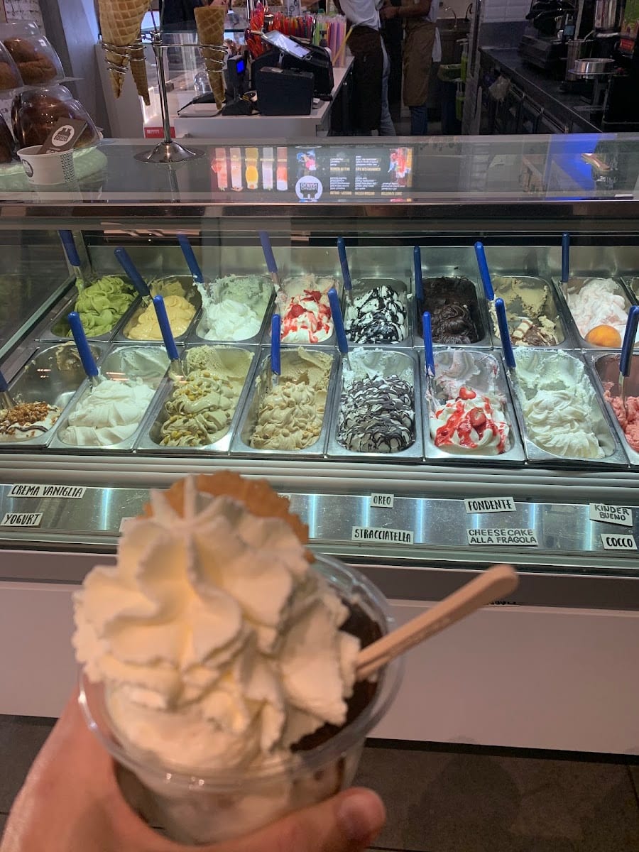 La vetrina del gelato