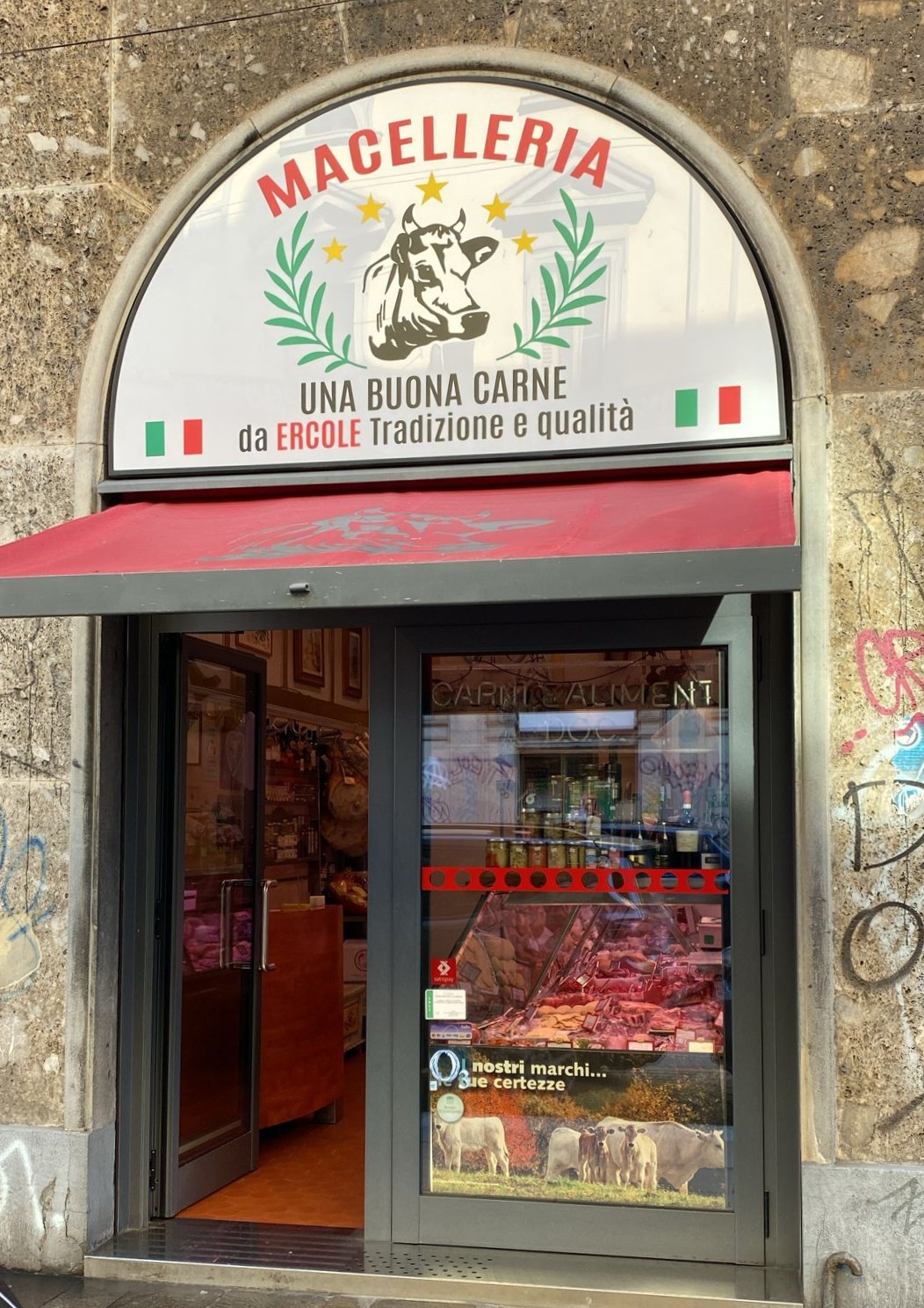 La facciata della Macelleria Ercole