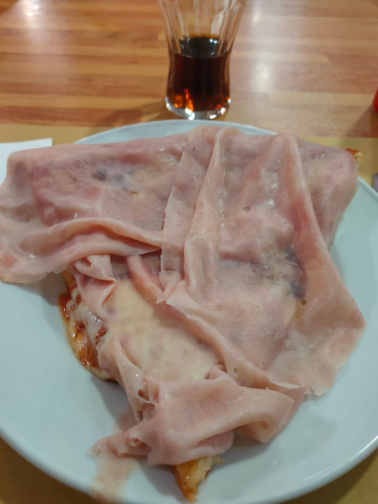 Trancio ricoperto di prosciutto cotto
