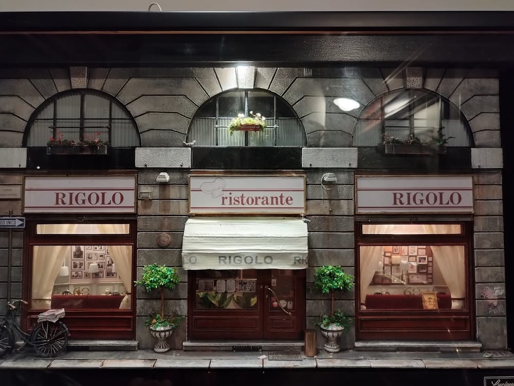 La facciata del Rigolo in Via Solferino