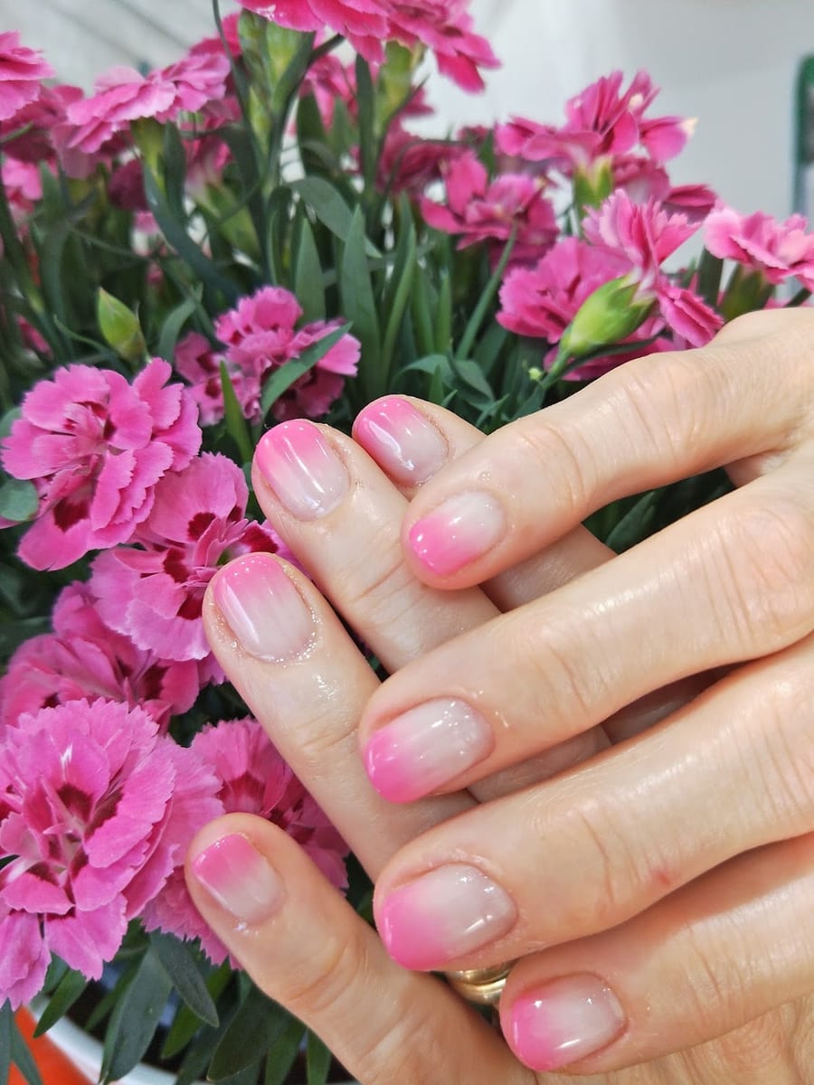 Manicure nude curata da Alice
